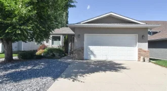 254 Maple Grove Crescent Maplewood – Strathmore AB